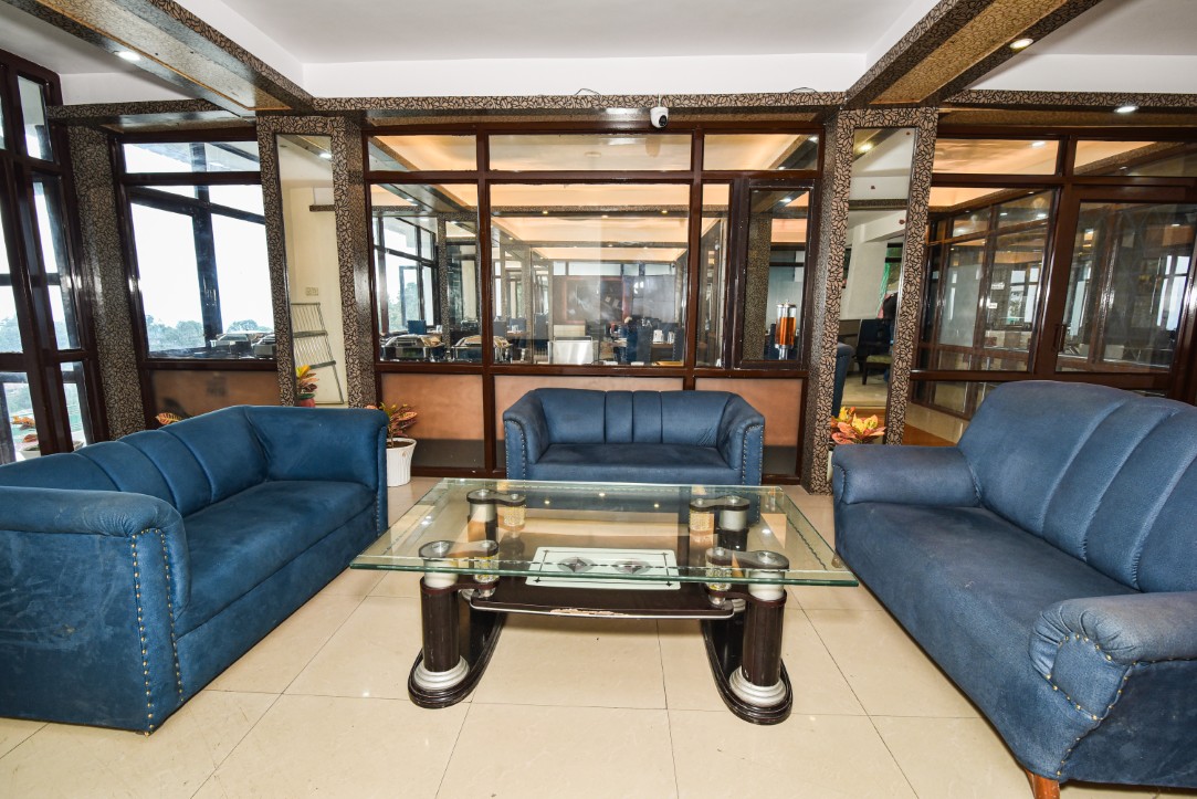 Hotel Hills Luxury Lobby